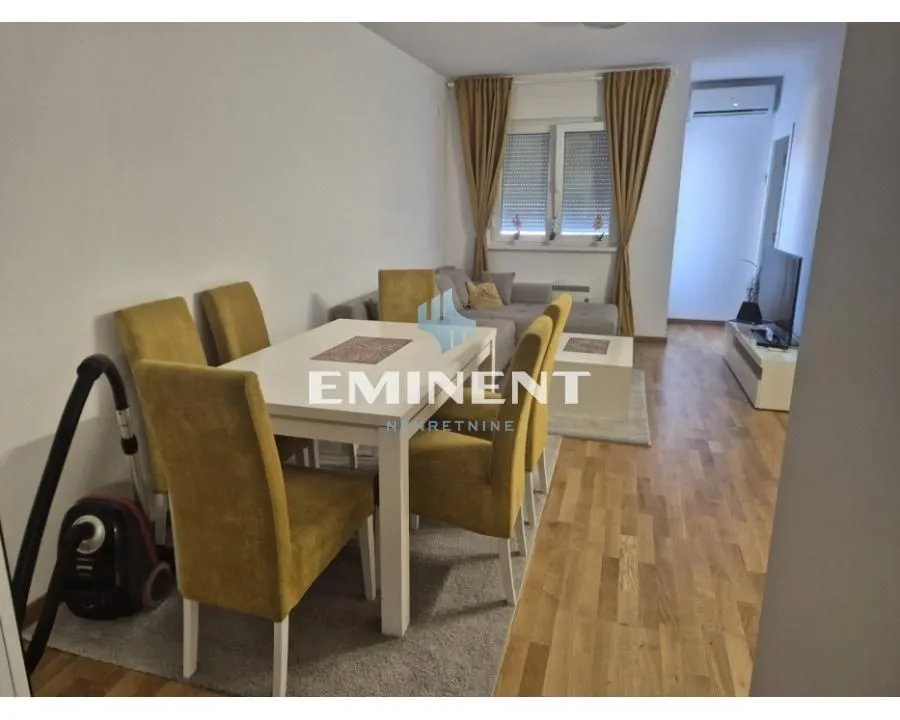 Izdavanje, dvosoban stan, 53m², Kluz, Zvezdara Sve Podlokacije