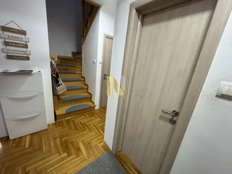 Sale, four bedroom apartment, 84m², Grbavica, Novi Sad Sve Podlokacije - image 11