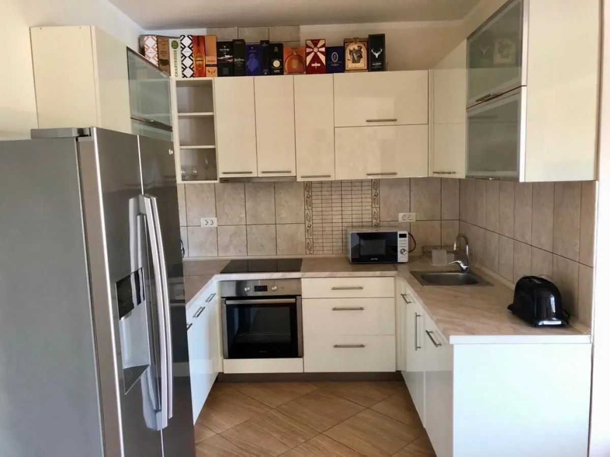 Sale, two bedroom apartment, 89m², Dobre Vode, Bar