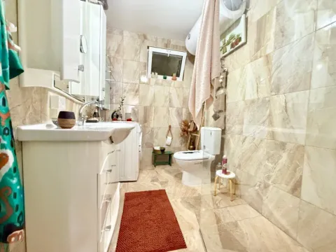 Izdavanje, dvosoban stan, 60m², Hladna Uvala, Bar - image 8