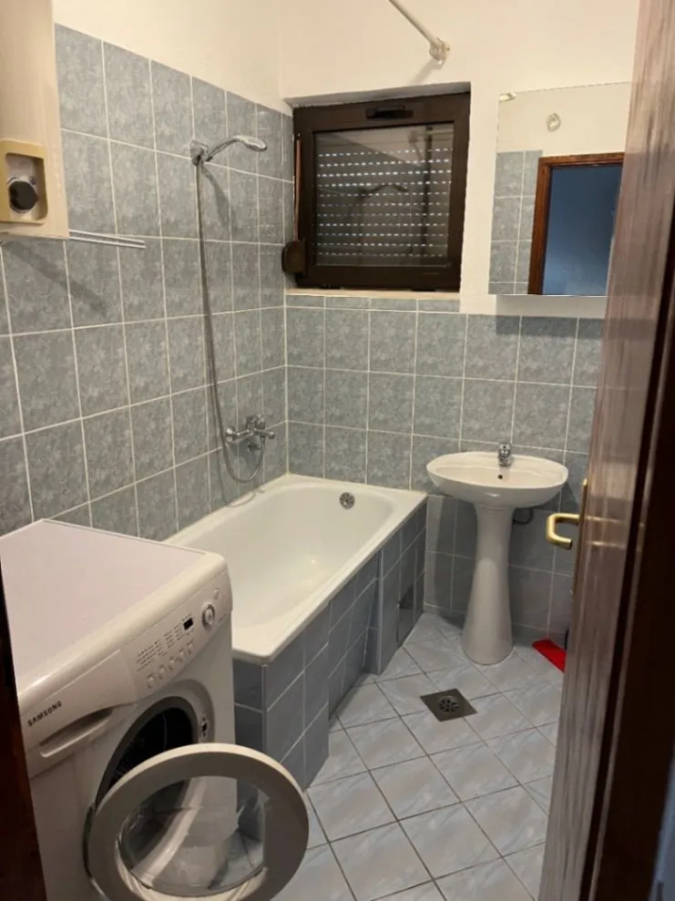 Sale, house, 160m², Murtovina, Podgorica