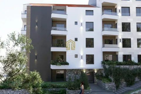 Spoljašnji izgled moderne stambene zgrade sa terasama i uređenim dvorištem. - image 7