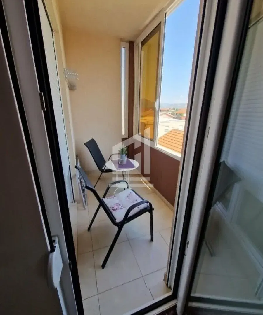 Rent, one bedroom apartment, 45m², Stari Aerodrom, Podgorica