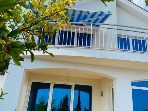 Prodaja, kuća, 174m², Baošići, Herceg Novi - image 11