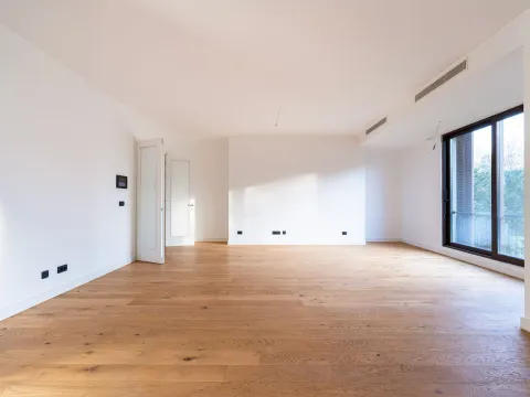 Prodaja, trosoban stan, 137m², Stara Varoš, Podgorica - image 4