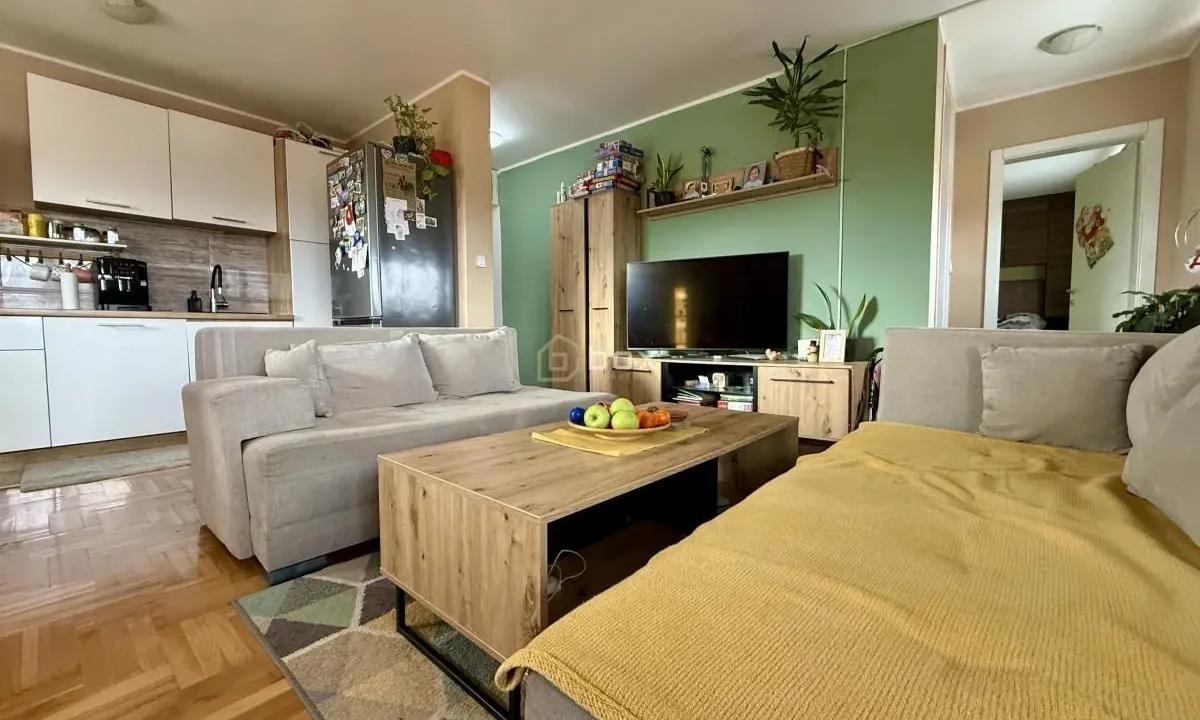 Prodaja, jednosoban stan, 54m², Pantelej, Niš