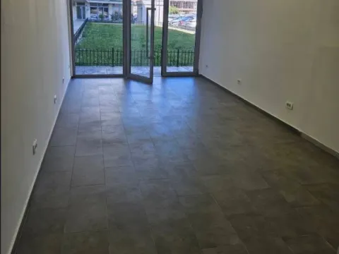 Sale, office space, 27m², Zabjelo, Podgorica - image 3