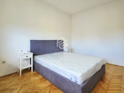 Rent, one bedroom apartment, 55m², Konik, Podgorica - image 9