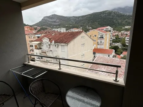 Rent, one bedroom apartment, 52m², Budva, Crna Gora - image 3