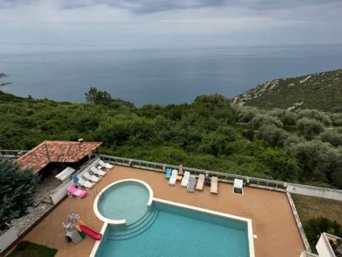 Sale, five bedroom apartment, 241m², Dobre Vode, Bar - image 4