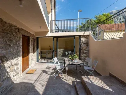 Prodaja, kuća, 110m², Škaljari, Kotor - image 3