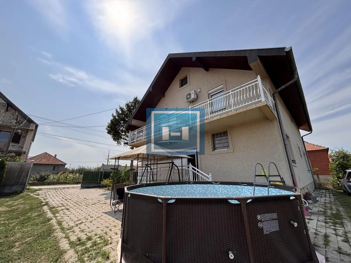 Prodaja, kuća, 280m², Rakitovo, Jagodina