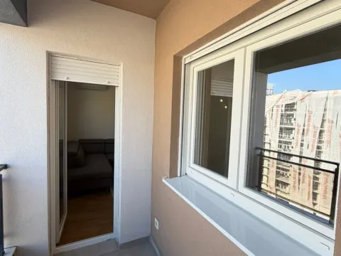 Izdavanje, jednosoban stan, 50m², Stari Aerodrom, Podgorica - image 2