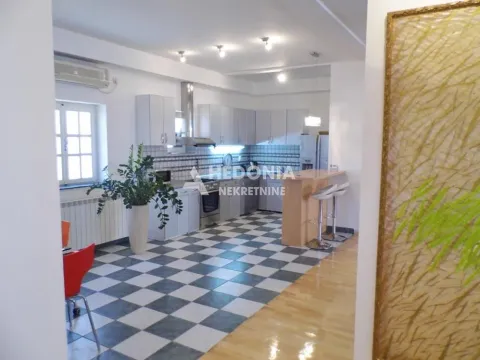 Rent, house, 450m², Zvezdara Sve Podlokacije, Beograd - image 4