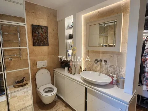 Prodaja, trosoban stan, 122m², Centar, Podgorica - image 18