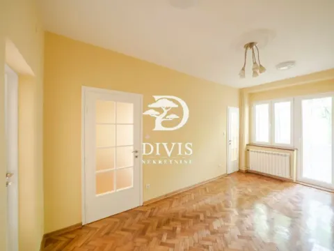 Prodaja, četvorosoban stan, 65m², Skadarlija, Beograd - image 15