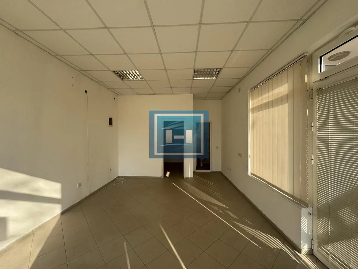 Rent, office space, 35m², Ćuprija, Srbija