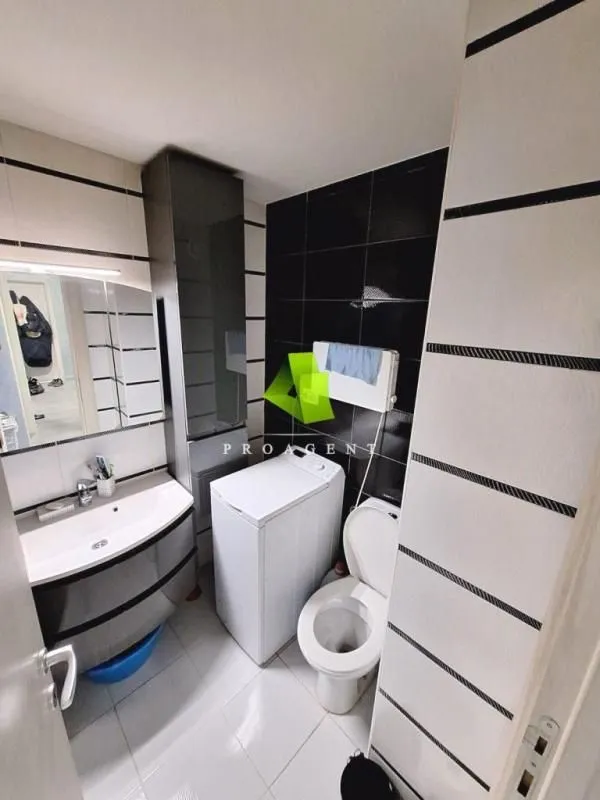 Prodaja, trosoban stan, 98m², Medijana, Niš