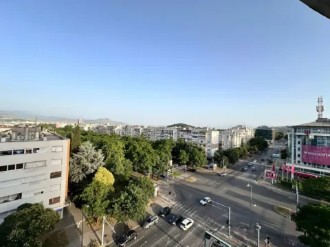 Izdavanje, dvosoban stan, 140m², Preko Morače, Podgorica - image 10