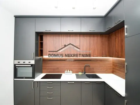 Izdavanje, dvosoban stan, 70m², Master Kvart, Podgorica - image 15