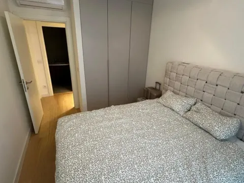 Izdavanje, trosoban stan, 74m², Savski Venac, Beograd - image 16