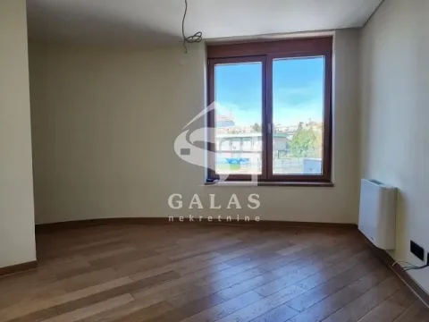 Prodaja, trosoban stan, 145m², Vračar Hram, Vračar Sve Podlokacije - image 2