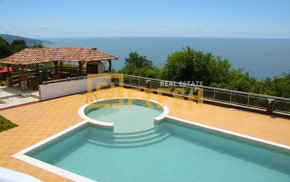 Sale, three bedroom apartment, 241m², Dobre Vode, Bar
