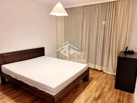 Izdavanje, četvorosoban stan, 105m², Crveni Krst, Beograd - image 11