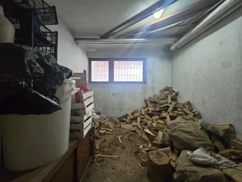 Prodaja, dvosoban stan, 75m², Integralovo, Nikšić - image 14