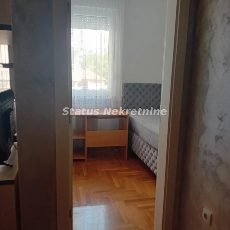Izdavanje, jednosoban stan, 35m², Grbavica, Novi Sad Sve Podlokacije