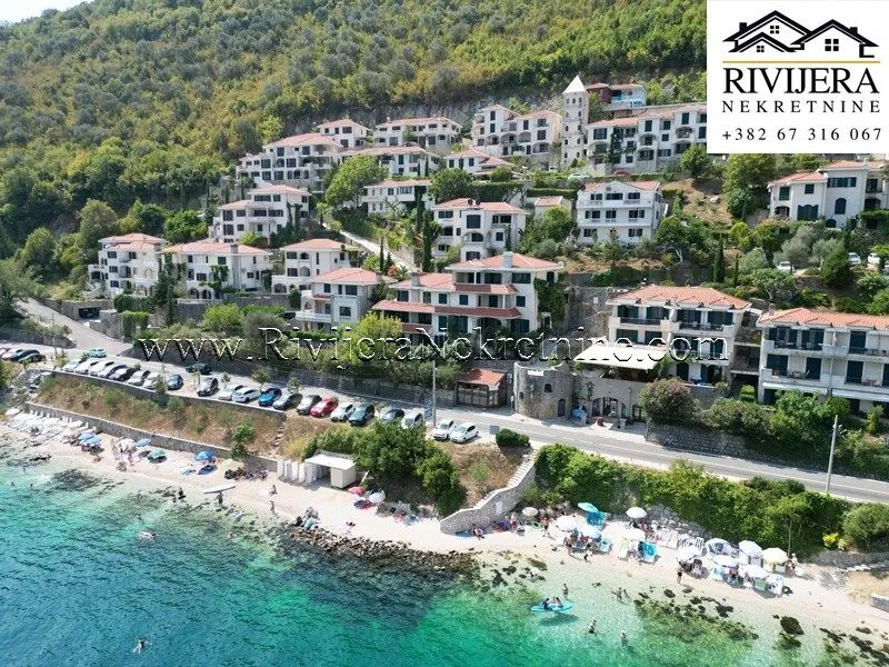 Prodaja, dvosoban stan, 101m², Kostanjica, Kotor
