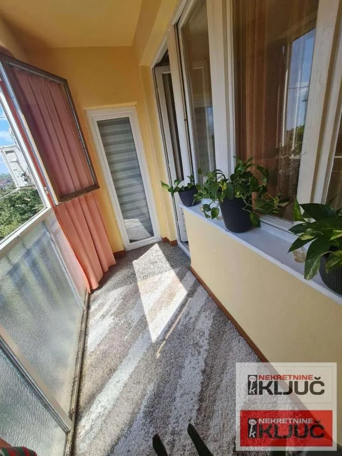Prodaja, dvosoban stan, 56m², Železnička Stanica, Novi Sad Sve Podlokacije
