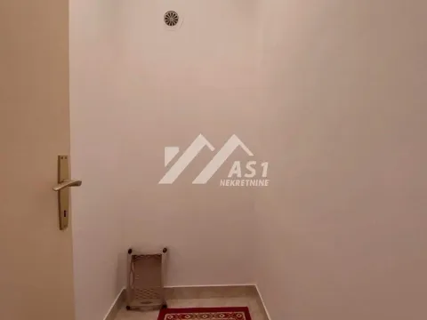 Izdavanje, dvosoban stan, 59m², Bulevar Oslobodjenja, Novi Sad Sve Podlokacije - image 5