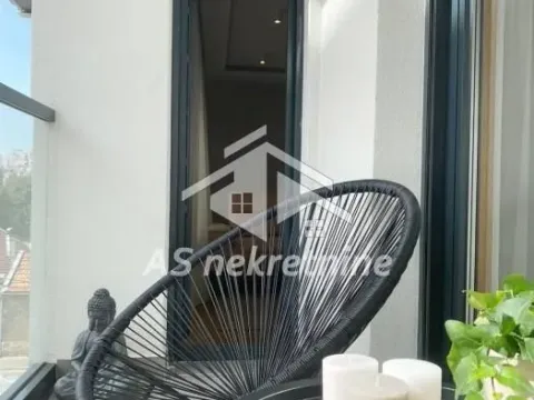 Rent, two bedroom apartment, 45m², Južni Bulevar, Vračar Sve Podlokacije - image 17