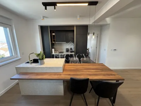 Izdavanje, trosoban stan, 71m², Zeleno Brdo, Zvezdara Sve Podlokacije - image 2