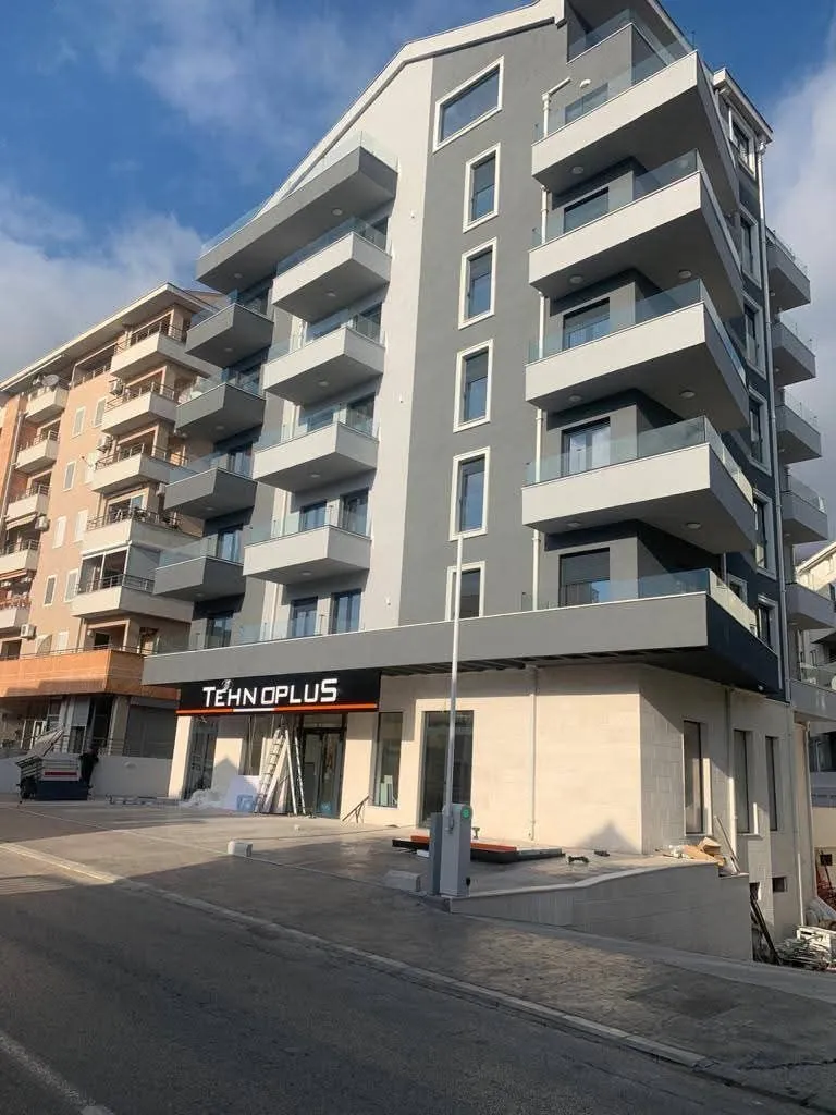 Sale, two bedroom apartment, 58m², Podkošljun, Budva
