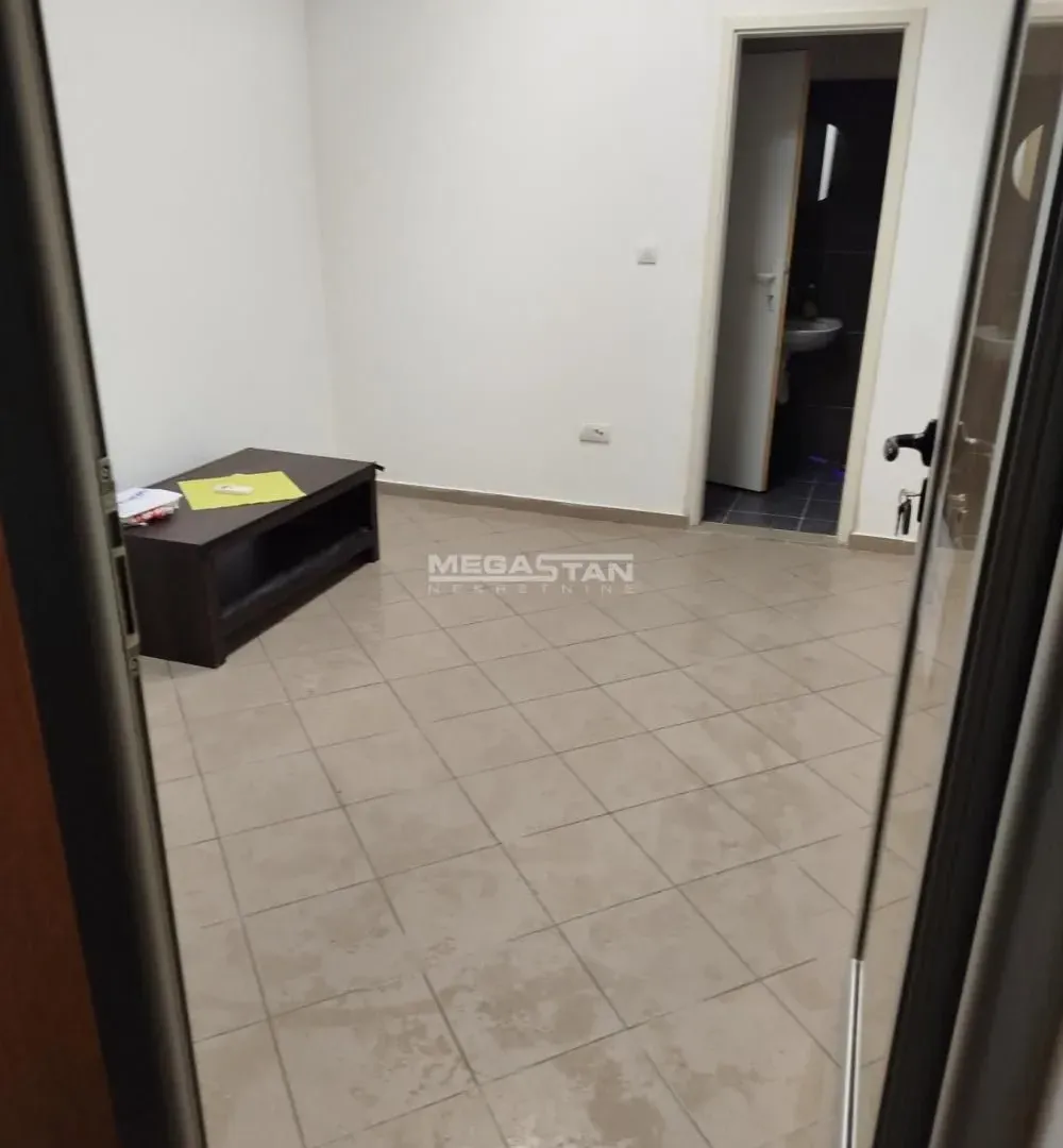 Sale, office space, 14m², Trošarina, Voždovac Sve Podlokacije