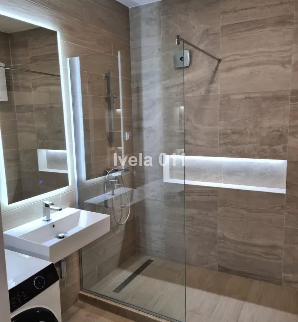 Sale, four bedroom apartment, 145m², Savski Venac, Beograd