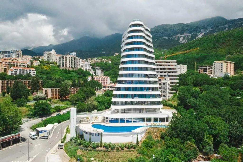 Prodaja, jednosoban stan, 44m², Bečići, Budva