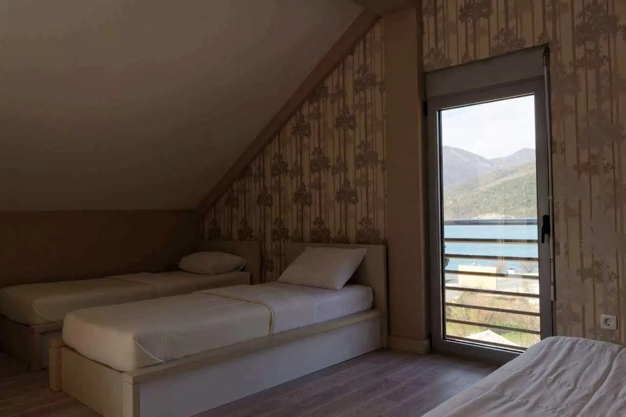 Prodaja, trosoban stan, 140m², Donja Lastva, Tivat