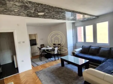 Prodaja, četvorosoban stan, 79m², Palilula, Niš - image 2