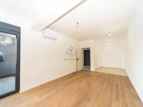 Sale, one bedroom apartment, 43m², Stari Aerodrom, Podgorica - image 3