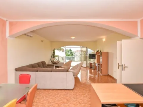 Sale, house, 280m², Bijela, Herceg Novi - image 6