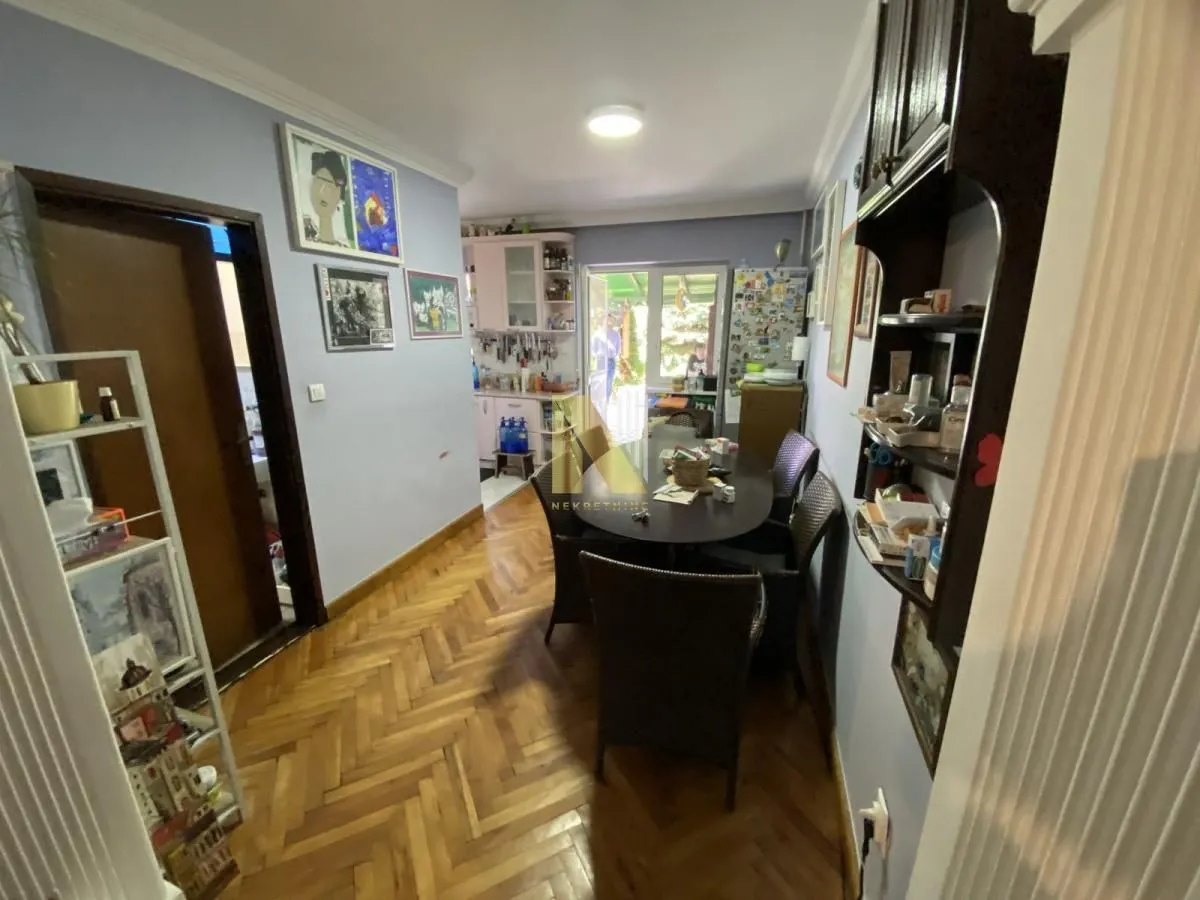 Prodaja, kuća, 223m², Sremska Kamenica, Petrovaradin