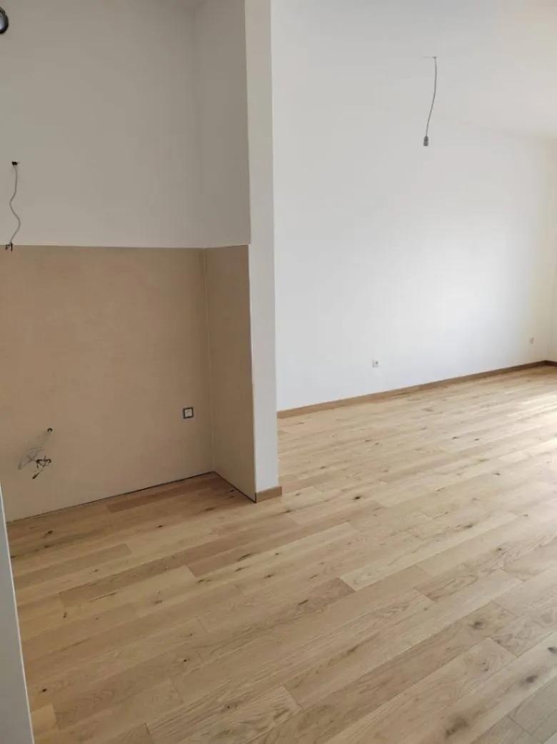 Sale, two bedroom apartment, 71m², Bečići, Budva
