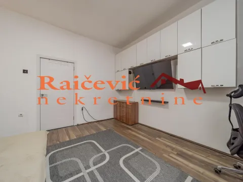 Izdavanje, dvosoban stan, 51m², Stari Grad, Beograd - image 12