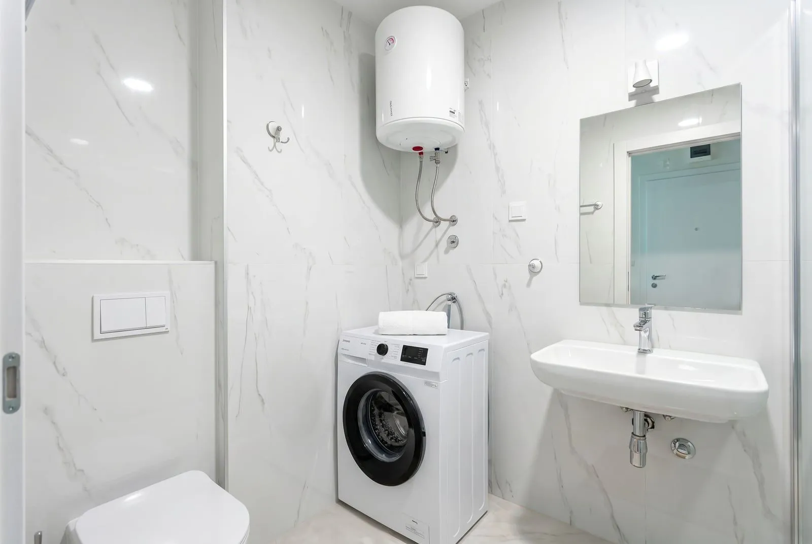 Sale, one bedroom apartment, 33m², Bečići, Budva