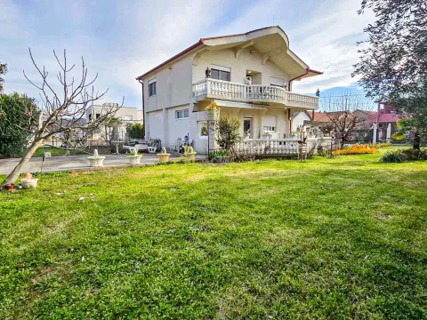 Prodaja, kuća, 135m², Podgorica, Crna Gora - image 21