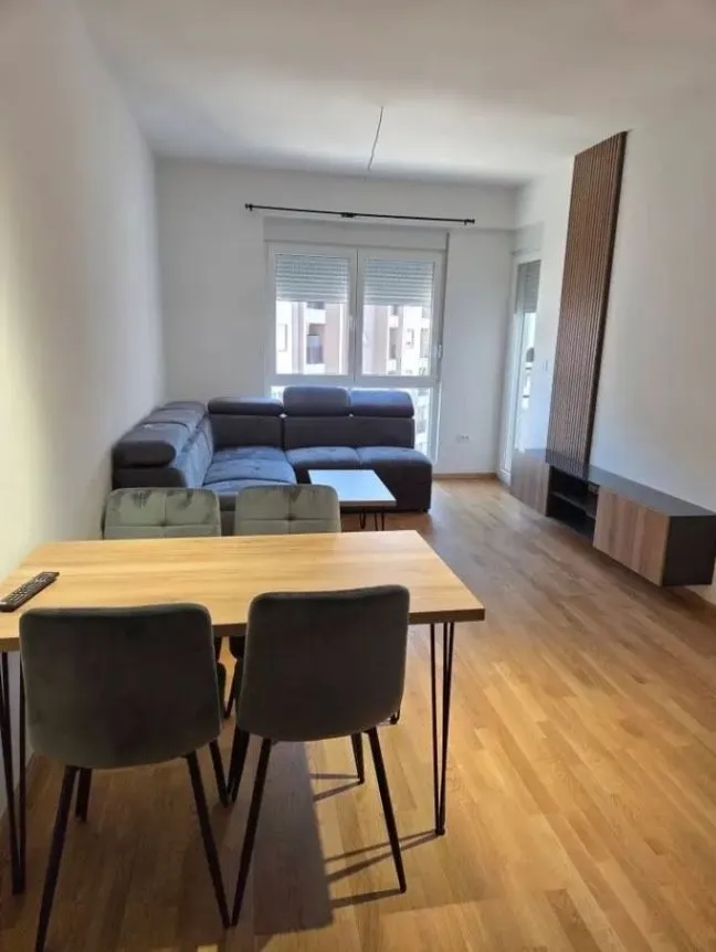 Izdavanje, jednosoban stan, 45m², Zabjelo, Podgorica