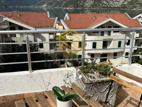Prodaja, trosoban stan, 130m², Risan, Kotor - image 5